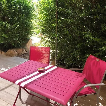 Pleasant Private Located In A Garden Of 8000m2 With Trees