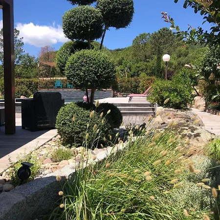 Pleasant Private Located In A Garden Of 8000m2 With Trees * Porto-Vecchio (Corsica)