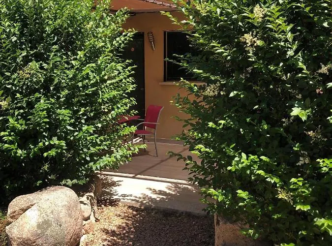 Pleasant Private Located In A Garden Of 8000m2 With Trees فيلة بورتو فيكشْيو